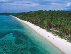 3 Tempat Tersembunyi di Pulau Selaru untuk Healing