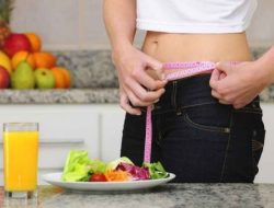 6 Jenis Makanan yang Bisa Memperlancar Diet