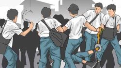 Polisi Tangkap 10 Orang Pelaku Tawuran di Ciputat