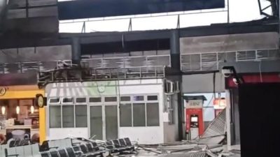 Atap Stasiun Serpong Diduga Roboh Karena Hujan Es