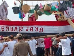 Ratusan Nelayan Meriahkan Acara Larung Sesaji di Kosambi Tangerang
