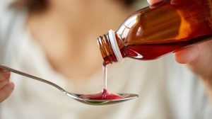 Daftar Obat Sirup yang Dilarang Diresepkan Dokter dan Dijual di Apotek