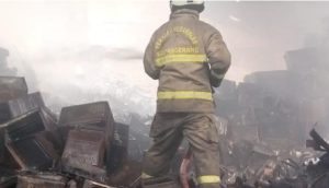 Diduga Korsleting Listrik, Pergudangan Pantai Indah Dadap Kabupaten Tangerang Kebakaran