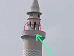 Fakta Sosok Berjubah Putih di Menara Masjid Ponpes Al-Istiqlaliyyah Cilongok, Dikira Abah Uci