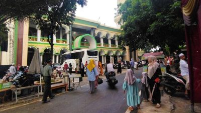 Jemaah Mulai Berdatangan Ikuti Haul Syekh Abdul Qodir Al-Jaelani di Pasar Kemis Tangerang