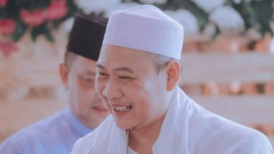 Profil KH Uci Turtusi Pimpinan Ponpes Al Isytiqlaliyah Cilongok Tangerang