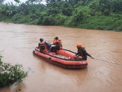 Tim SAR Masih Cari Kakek Tenggelam di Kali Cimanceuri Tangerang