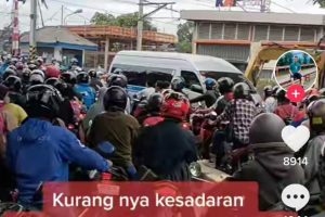 Viral Video Macet Parah di Stasiun Poris Tangerang
