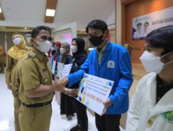 268 Mahasiswa Asal Kota Tangerang Dapat Bansos Beasiswa Rp6 Juta Per Tahun