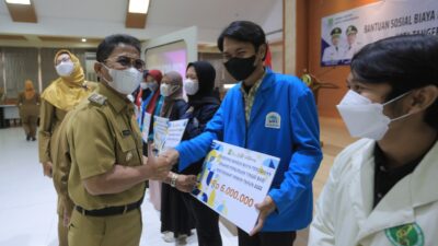 268 Mahasiswa Asal Kota Tangerang Dapat Bansos Beasiswa Rp6 Juta Per Tahun