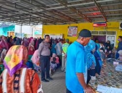 BLT BBM Rp 300rb Disalurkan ke 843 KK di Teluknaga Tangerang