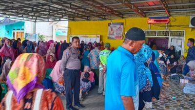 BLT BBM Rp300 Ribu Disalurkan ke 843 KK di Teluknaga Tangerang