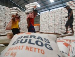 Bulog Pastikan Stok Beras Cukup untuk Kebutuhan Nataru