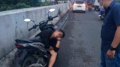 Saking Mabuknya, Pria Ini Tidur di Flyover Cibodas Tangerang