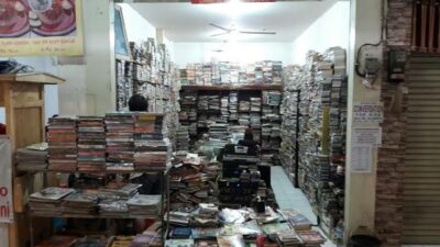 Terminal Buku, Surganya Buku Lawas di BSD Tangsel