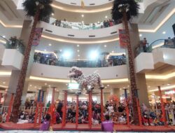 Ada Atraksi Barongsai dan Hoki Panda Live Show di Tangcity Mal