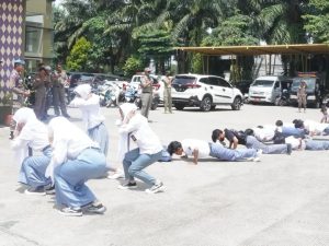 20 Pelajar Bolos Diangkut Satpol PP di Kawasan Pemkab Tangerang