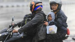 Musim Hujan Tangerang, Simak Tips Aman Berkendara saat Cuaca Ekstrem
