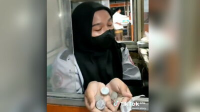 Video Viral Penjaga Parkir di Ciledug Tangerang Tak Mau Dibayar Uang Recehan