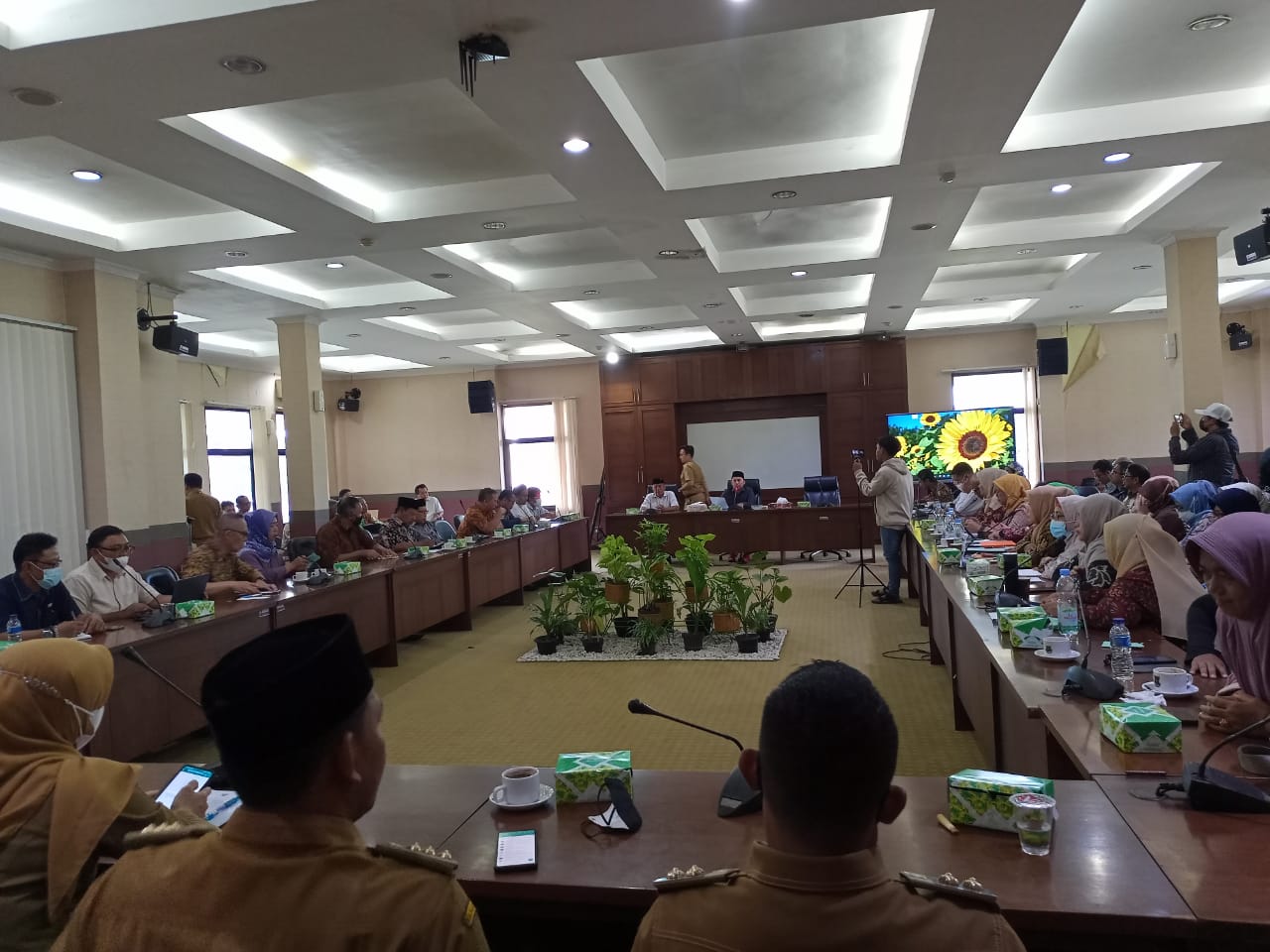 Warga Perumahan Bermis Serpong Asri Laporkan Pengembang ke DPRD Kabupaten Tangerang