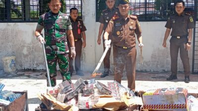 8.880 Bungkus Rokok Tanpa Cukai Dibakar Kejari Tangerang
