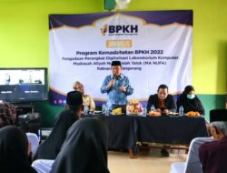 Madrasah di Kresek Tangerang Dapat Bantuan Fasilitas Lab Komputer