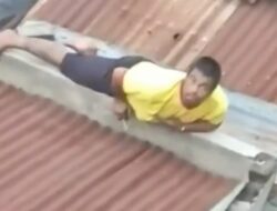 Viral Video Pria Panik Kepergok Ngintip hingga Lempar Batu 