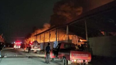 12 Jam Baru Padam, 5 Gudang di Kosambi Tangerang Ludes Terbakar