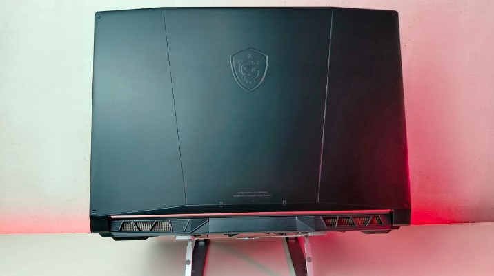 Desain msi katana 15 b13vfk 282id
