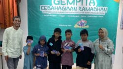 Ria Busana Ajak Anak Yatim Bebas Belanja Baju Lebaran di Mauk Tangerang