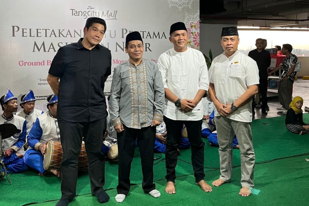 Tangcity Bangun Masjid Rp2,5 Miliar di Dalam Mal