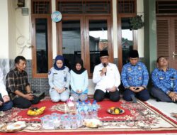 Benyamin Berikan Santunan Kematian dari Jasa Raharja Ke Korban Kecelakaan Bus Tegal