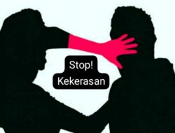 Seorang Istri Aniaya Suami dengan Pisau di Pinggir Jalan Periuk Tangerang