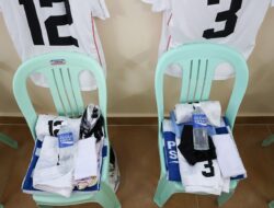 Viral Ruang Ganti Timnas Indonesia di SEA Games Pakai Kursi Plastik