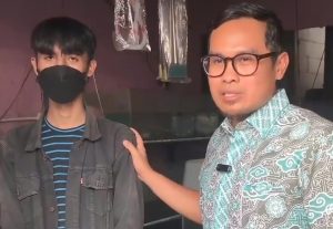 Viral Jalan Kaki 16 KM ke Sekolah, Wakil Wali Kota Tangsel Berikan Beasiswa Kuliah