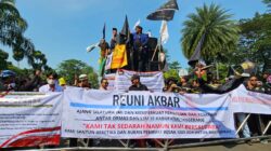 Disebut Penyebab Pabrik Hengkang, LSM dan Ormas Geruduk Kantor Bupati Tangerang