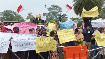Ratusan Pedagang Kutabumi Tangerang Tolak Revitalisasi