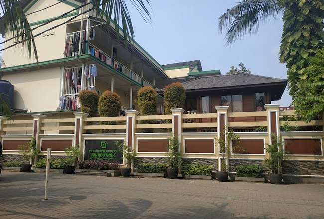 Rekomendasi Pesantren di Tangerang - An Nuqthah