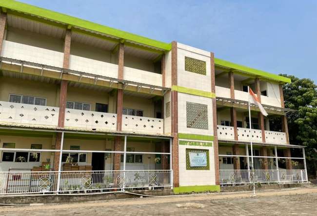 Rekomendasi Pesantren di Tangerang - Darul Ulum