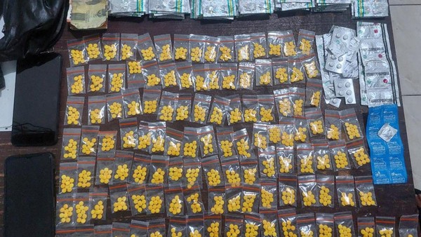 Polisi Sita 5ribu Butir Obat Terlarang di Toko Kosmetik Tangerang