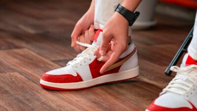 Cara Pasang Tali Sepatu