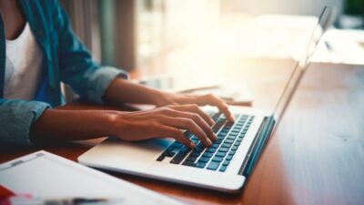 Merk Laptop Terbaik dan Terawet