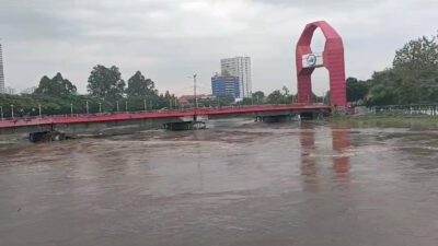 Sungai Cisadane Tangerang Meluap Seusai Hujan Deras