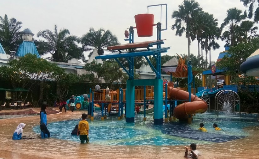 Citra Raya Water World - Tempat Wisata di Tangerang