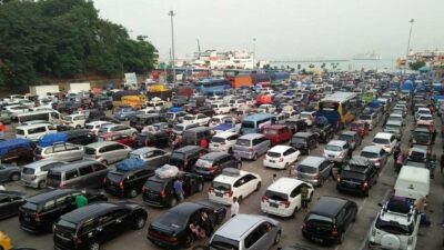 tips mengatasi kemacetan saat mudik natal dan tahun baru