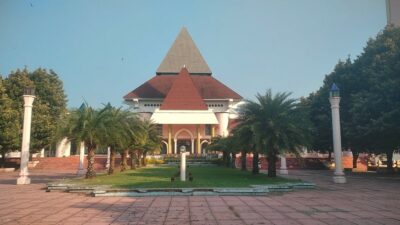 Taman Kilisuci di Pare Kediri