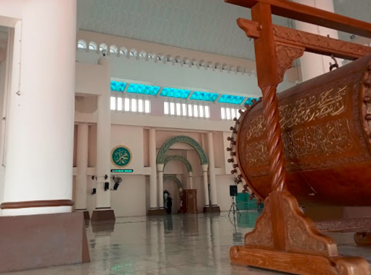 Tempat Ibadah di Taman Kilisuci