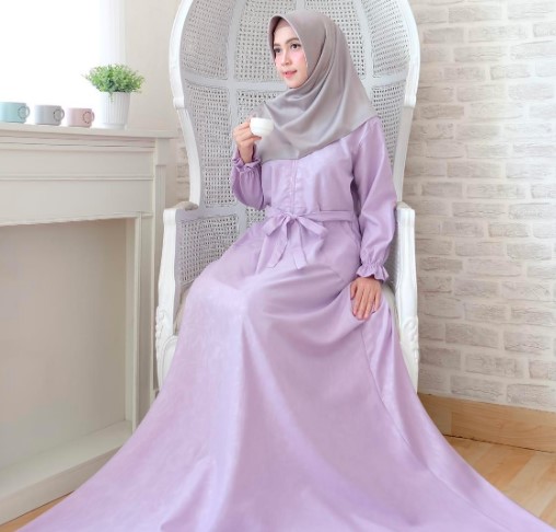 perpaduan warna silver cocok dengan warna apa 5
