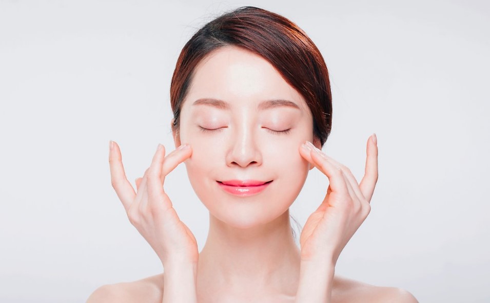 Rekomendasi Skincare Untuk Kulit Kering