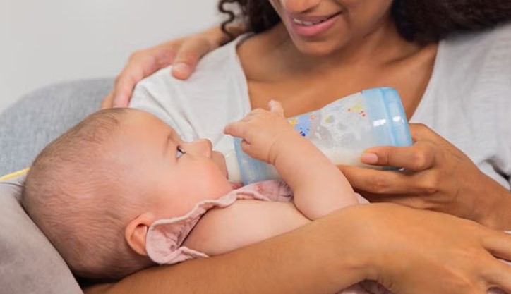 Tips Ampuh Agar Bayi Mau Minum Susu Formula Dari Dot 4 Tips Ampuh Agar Bayi Mau Minum Susu Formula Dari Dot 4